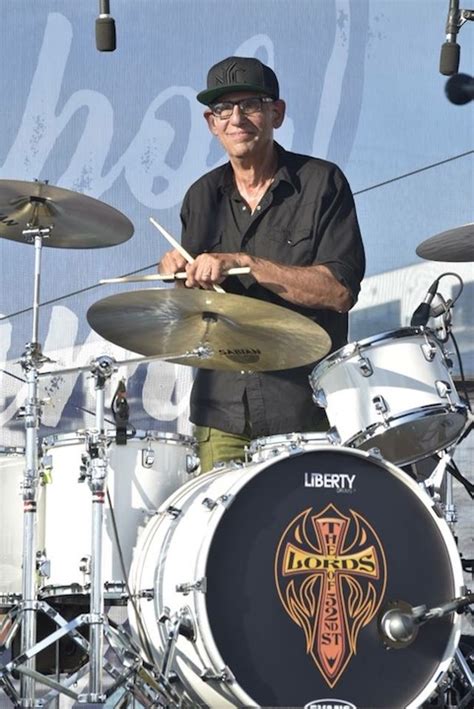 It's an ALL-DRUMMER-EDITION of the “It's Only Rock And Roll PODCAST”, with longtime member of Billy Joel's recording and touring band, Liberty DeVitto discus... 